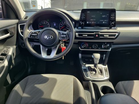 Used 2021 Kia Seltos LX AWD/4WD image 10