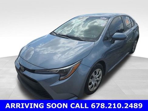 Used 2024 Toyota Corolla LE image 1
