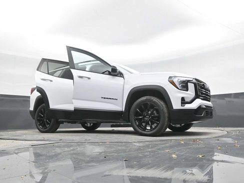 New 2026 GMC Terrain Elevation w/ Elevation Premium Package image 58