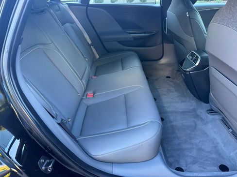Used 2023 Lucid Air Touring AWD/4WD image 20
