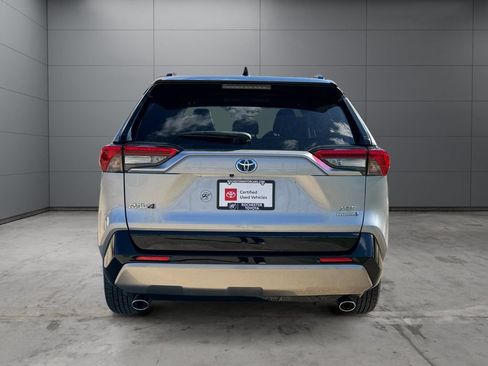 Certified 2022 Toyota RAV4 XSE w/ XSE Grade Weather Package AWD/4WD image 4