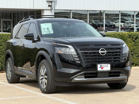 New 2026 Nissan Pathfinder SL w/ Cargo Package image 2