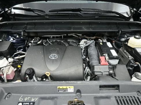 Certified 2020 Toyota Highlander Platinum AWD/4WD image 12