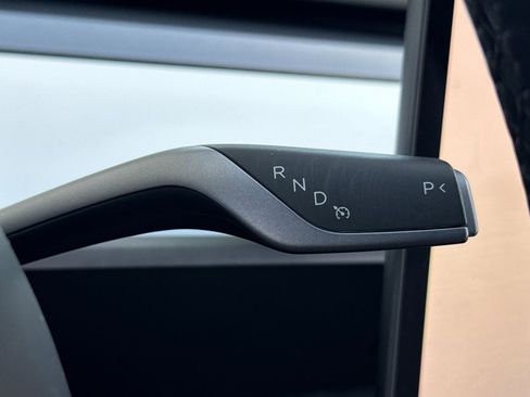 Used 2023 Tesla Model 3 Standard Range RWD image 16