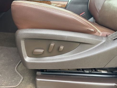 Used 2017 Chevrolet Silverado 2500 High Country w/ Snow Plow Prep Package image 19