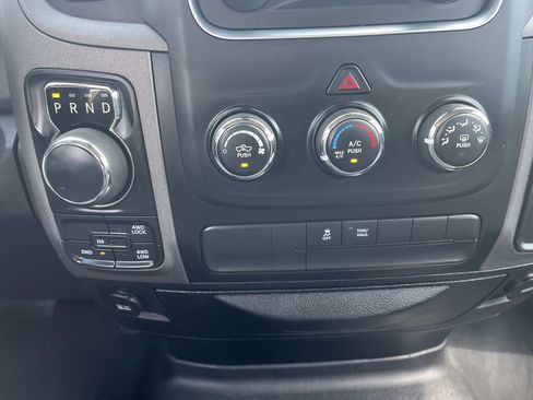 Used 2017 RAM 1500 Express AWD/4WD image 15