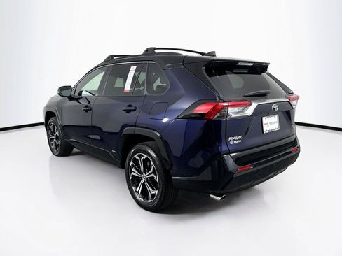 Used 2025 Toyota RAV4 XSE w/ Weather Package AWD/4WD image 13