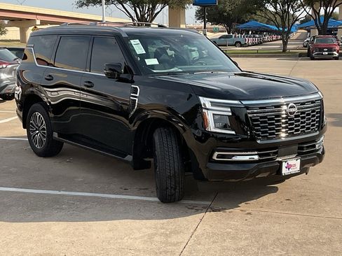 New 2026 Nissan Armada SL image 4