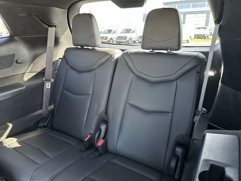 Certified 2024 Cadillac XT6 Premium Luxury AWD/4WD image 23