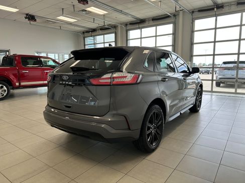 Used 2024 Ford Edge ST-Line AWD/4WD image 5