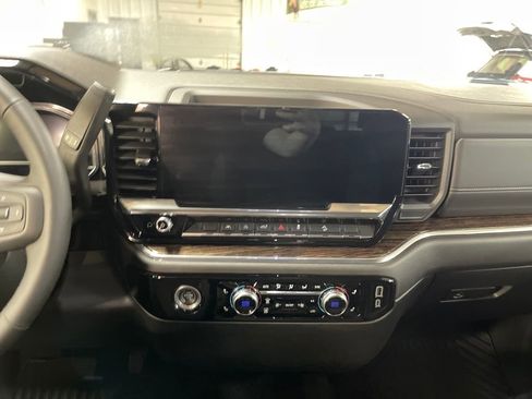 Certified 2024 GMC Sierra 1500 Elevation w/ X31 Off-Road Package AWD/4WD image 19
