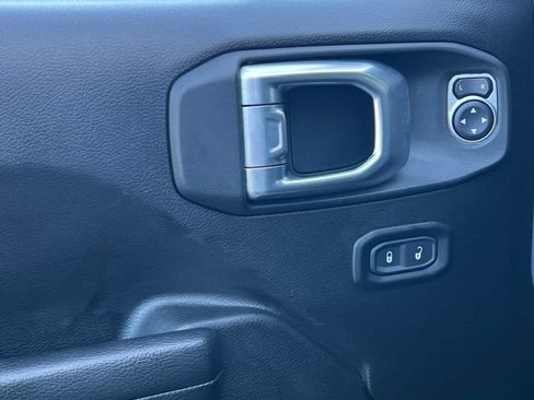 Used 2023 Jeep Wrangler Unlimited w/ 8.4" Radio Group AWD/4WD image 13