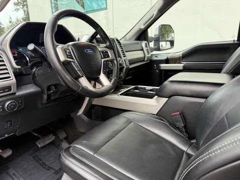Used 2017 Ford F350 Lariat w/ Lariat Value Package AWD/4WD image 46