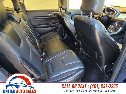 Used 2017 Ford Edge Titanium AWD/4WD image 12