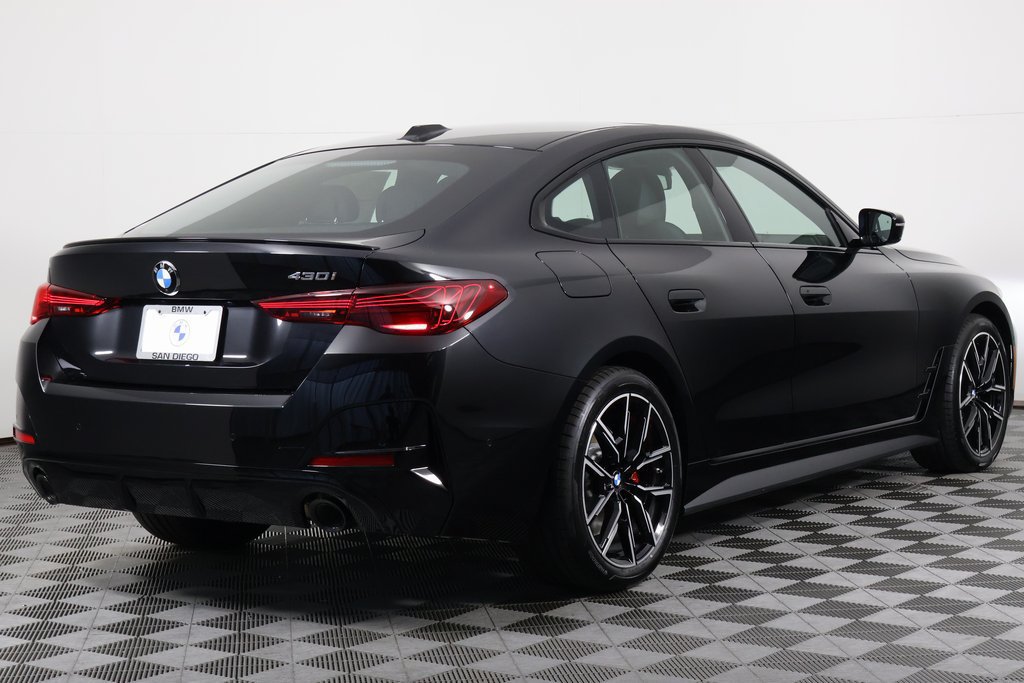 New 2026 BMW 430i w/ M Sport Package RWD image 2