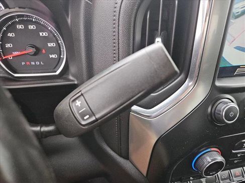 Used 2023 Chevrolet Silverado 2500 LT AWD/4WD image 19