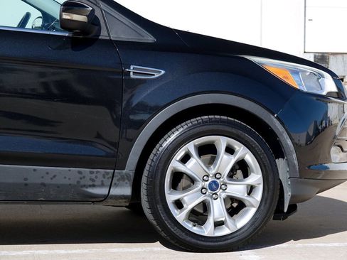 Used 2014 Ford Escape Titanium image 29