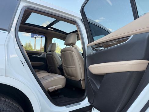 Used 2020 Cadillac XT6 Premium Luxury w/ Platinum Package image 24