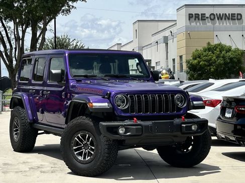 Used 2026 Jeep Wrangler Unlimited Rubicon AWD/4WD image 2