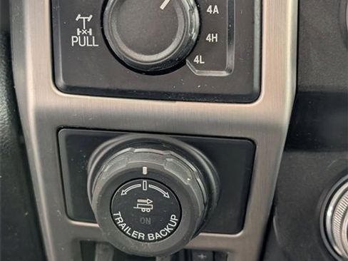 Used 2020 Ford F150 Platinum w/ Equipment Group 701A Luxury image 27