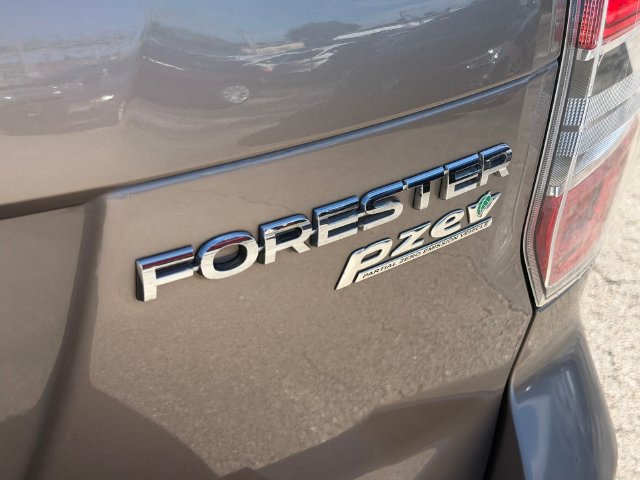 Used 2016 Subaru Forester 2.5i Premium AWD/4WD image 14