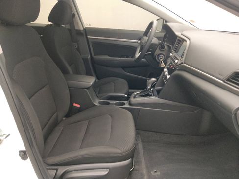 Used 2020 Hyundai Elantra SEL w/ Cargo Package (C1) FWD image 21