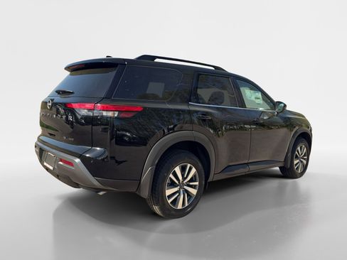 New 2026 Nissan Pathfinder SL AWD/4WD image 5