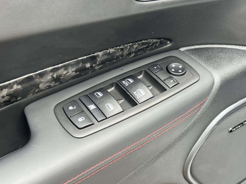 Used 2025 Dodge Durango R/T image 29