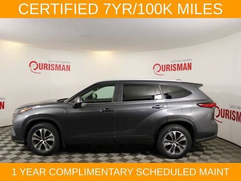 Used 2023 Toyota Highlander XLE AWD/4WD image 4
