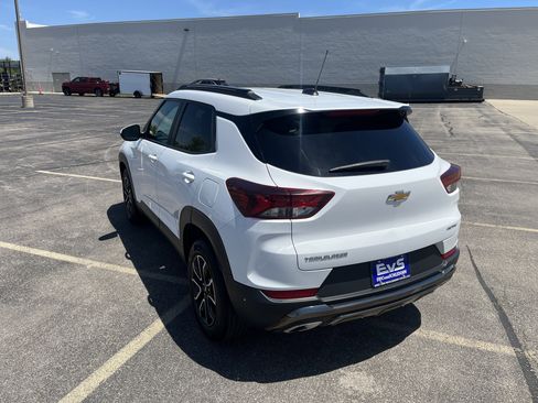 Used 2022 Chevrolet TrailBlazer ACTIV FWD image 4