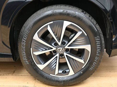 Used 2023 Lexus RZ 450e Premium w/ Technology Package AWD/4WD image 10