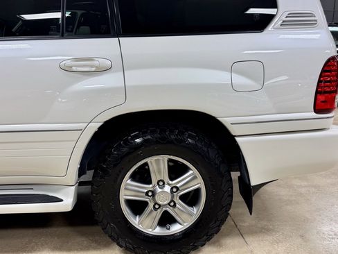 Used 2006 Lexus LX 470 4WD image 21