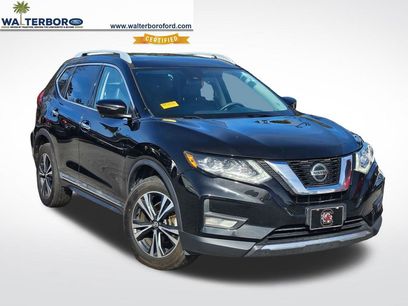 Used 2018 Nissan Rogue SL w/ Premium Package