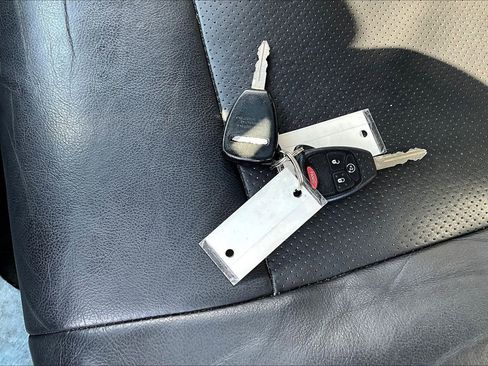 Used 2016 Jeep Compass High Altitude image 35