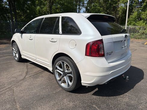 Used 2014 Ford Edge Sport w/ Driver Entry Package FWD image 4
