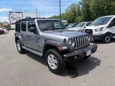 Used 2018 Jeep Wrangler Unlimited Sport S AWD/4WD image 24