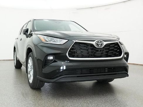 New 2026 Toyota Highlander Limited AWD/4WD image 20