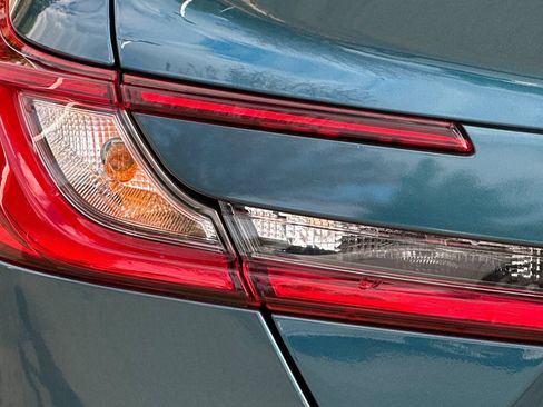 Used 2025 Toyota Camry SE FWD image 46
