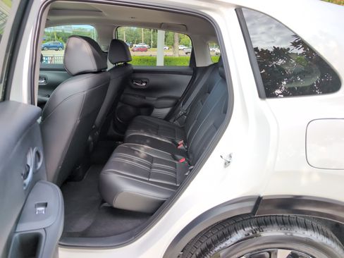 Used 2027 Honda HR-V EX-L image 30