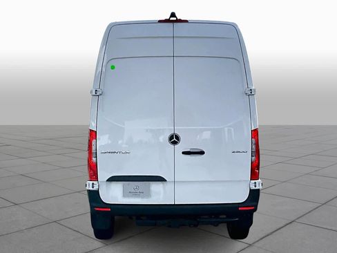 New 2026 Mercedes-Benz Sprinter 2500 image 5