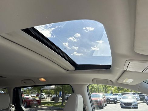 Certified 2025 Honda Odyssey EX-L image 31