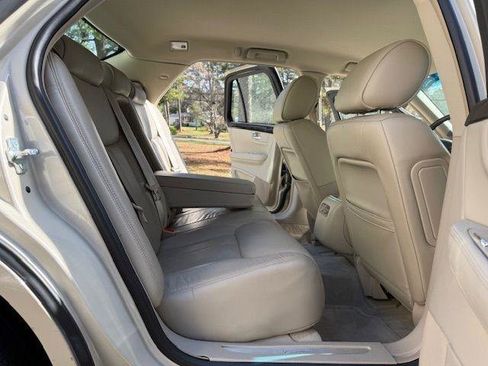 Used 2011 Cadillac DTS image 8