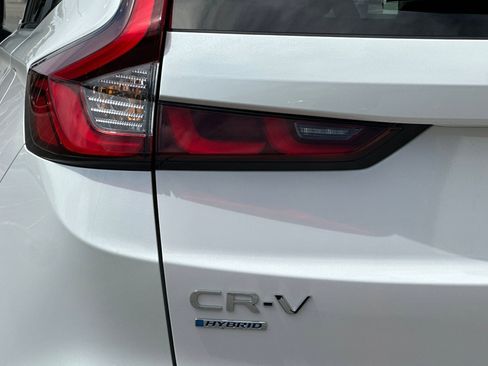 Certified 2025 Honda CR-V Sport image 12
