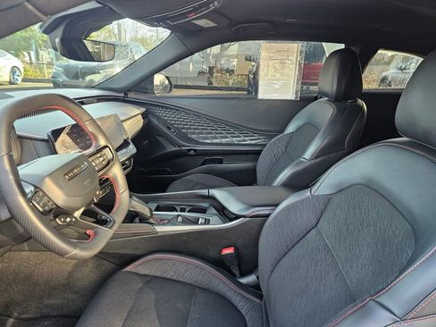 Used 2025 Dodge Charger R/T w/ Quick Order Package 25M R/T image 25