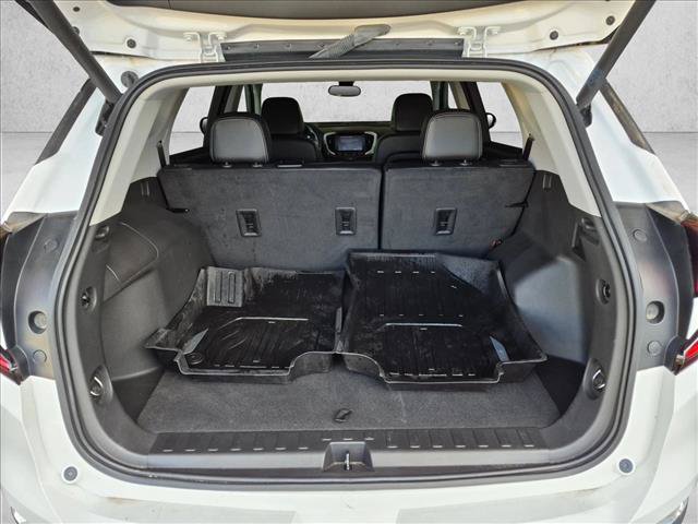 Used 2023 GMC Terrain SLT w/ LPO, Floor Liner Package FWD image 6