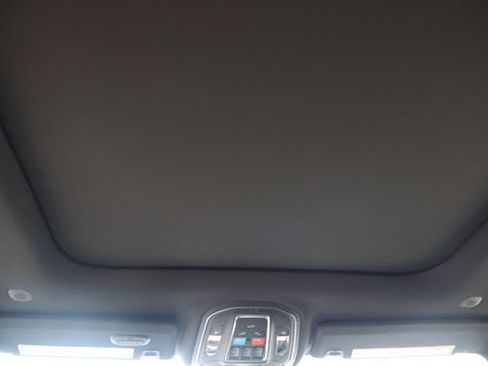 New 2026 Jeep Grand Cherokee L Limited AWD/4WD image 17