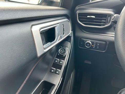 Used 2023 Ford Explorer ST-Line w/ Class IV Trailer Tow Package image 13