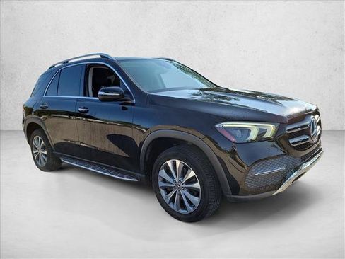 Used 2020 Mercedes-Benz GLE 350 4MATIC image 3