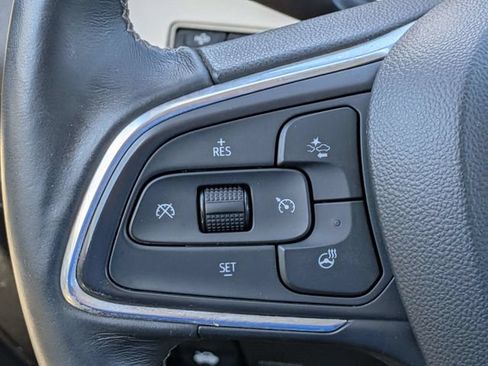 Certified 2022 Buick Encore GX Essence w/ Advanced Technology Package FWD image 26