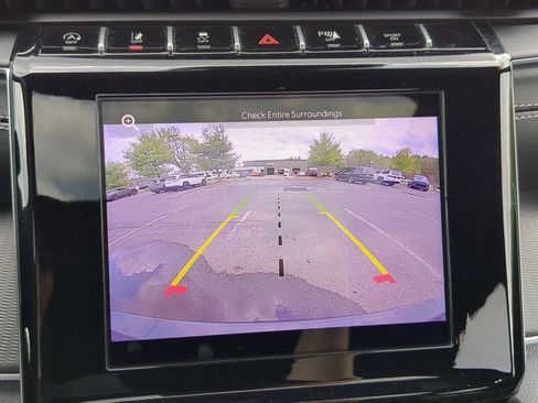 New 2025 Jeep Grand Cherokee L Laredo w/ Luxury Tech Group I AWD/4WD image 17